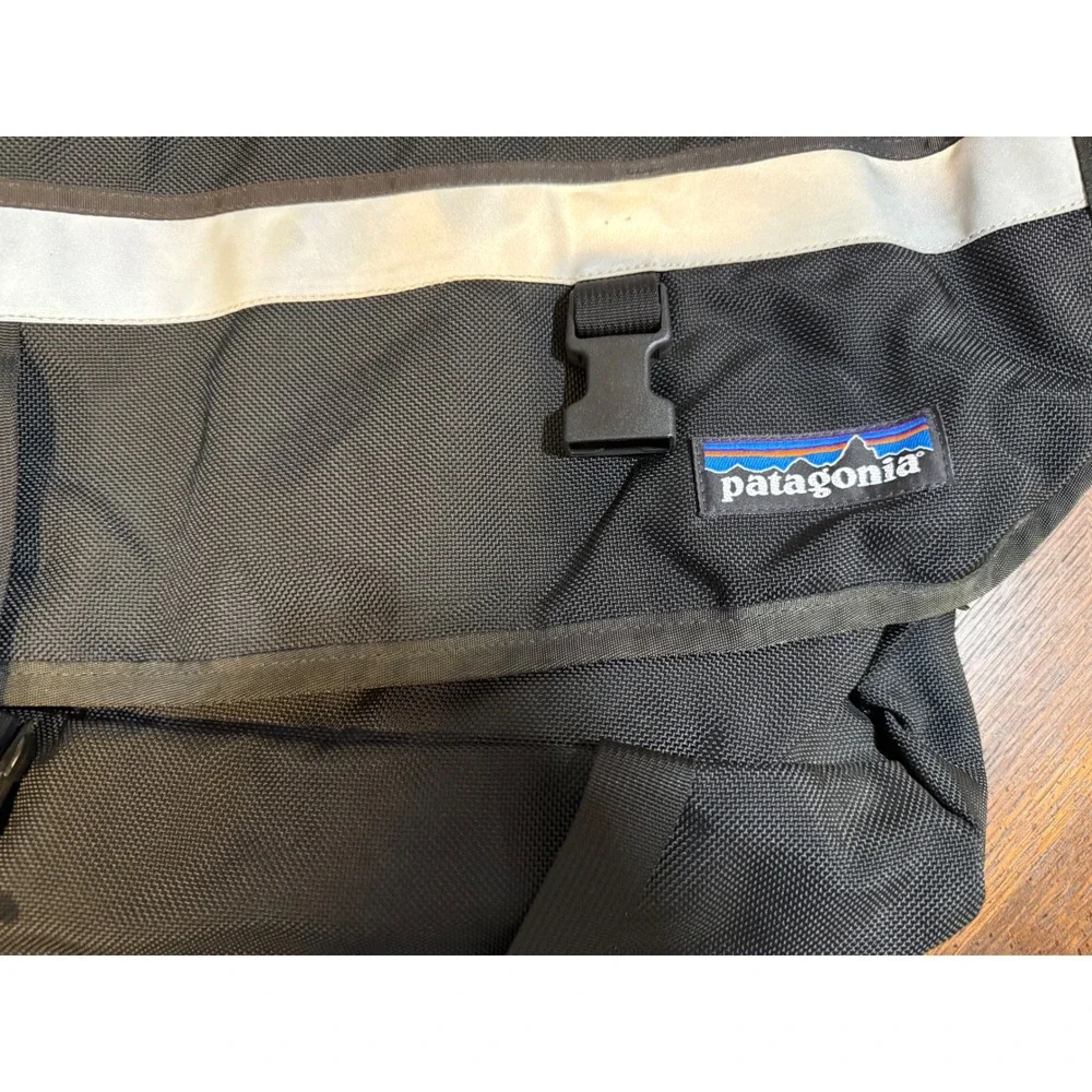 Vintage Patagonia Black‎ Messenger Bag Laptop School Work Travel Messenger Bag
